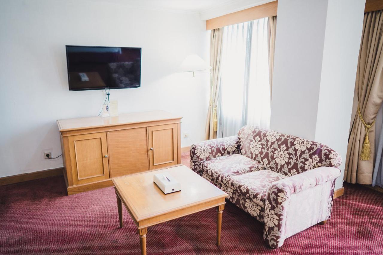 Hotel Sahid Jaya Lippo Cikarang Esterno foto