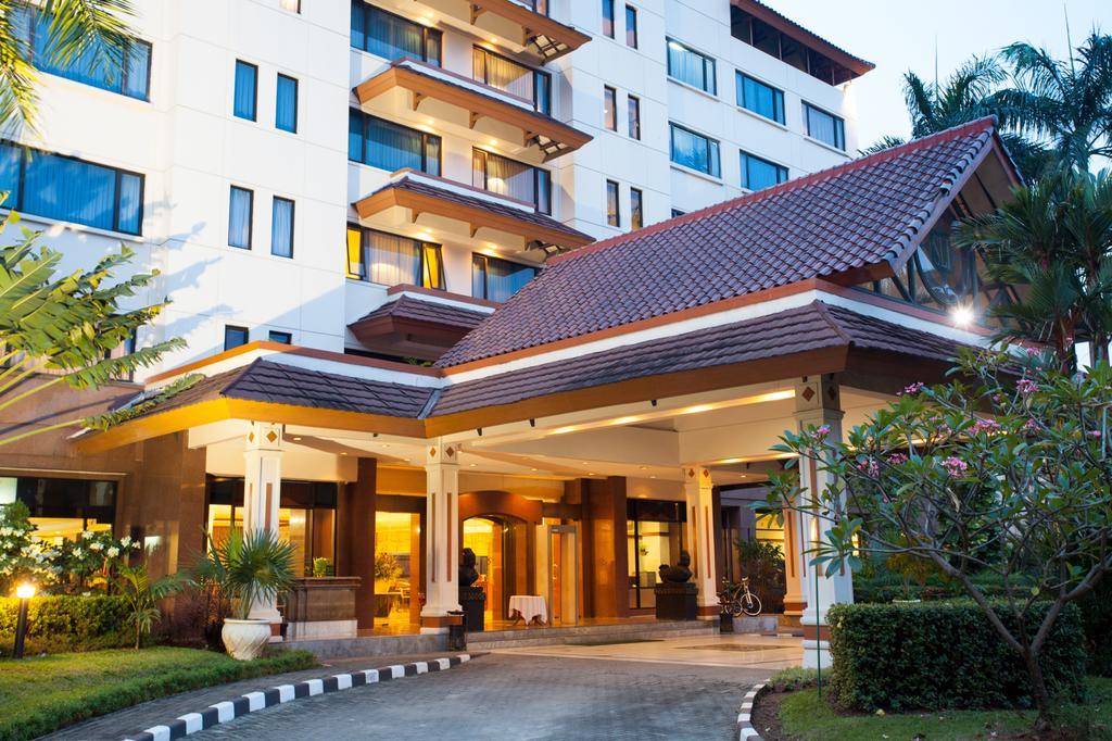 Hotel Sahid Jaya Lippo Cikarang Esterno foto