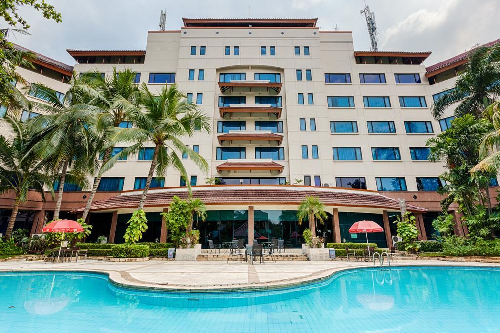 Hotel Sahid Jaya Lippo Cikarang Esterno foto
