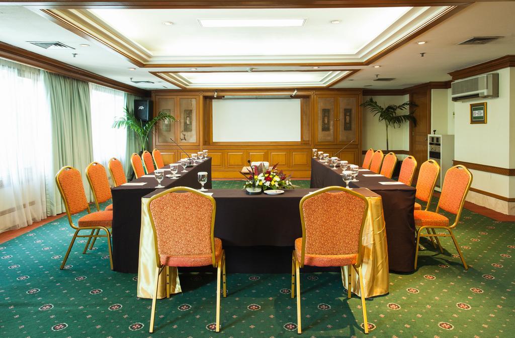 Hotel Sahid Jaya Lippo Cikarang Esterno foto